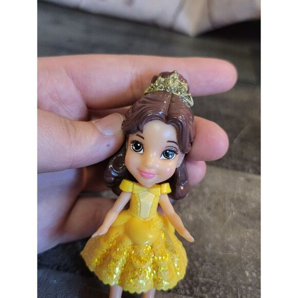 Young Belle Beauty Beast glitter yellow dress Disney toy figure - Picture 2 of 5